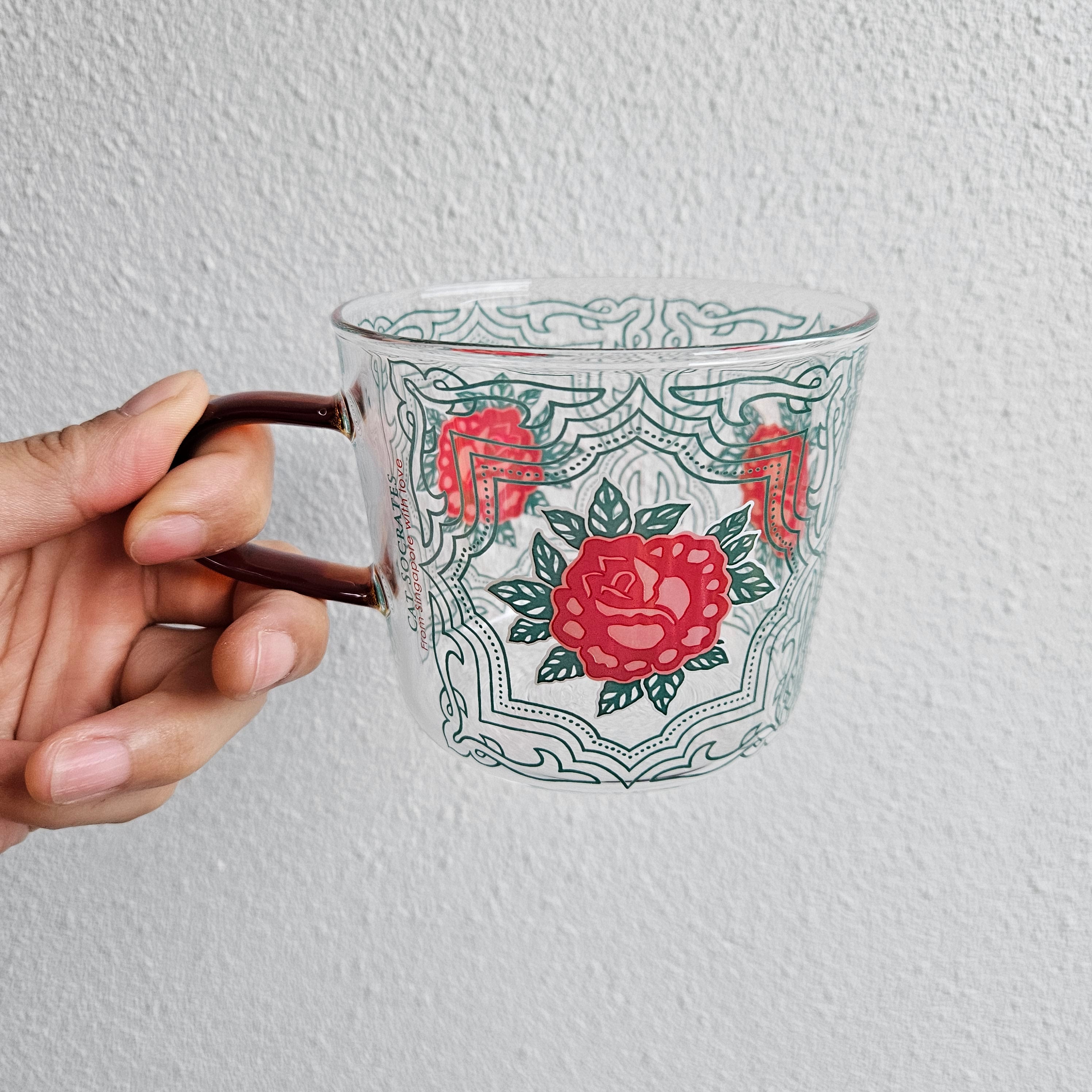 Mug en verre Carreau peranakan Rose classique
