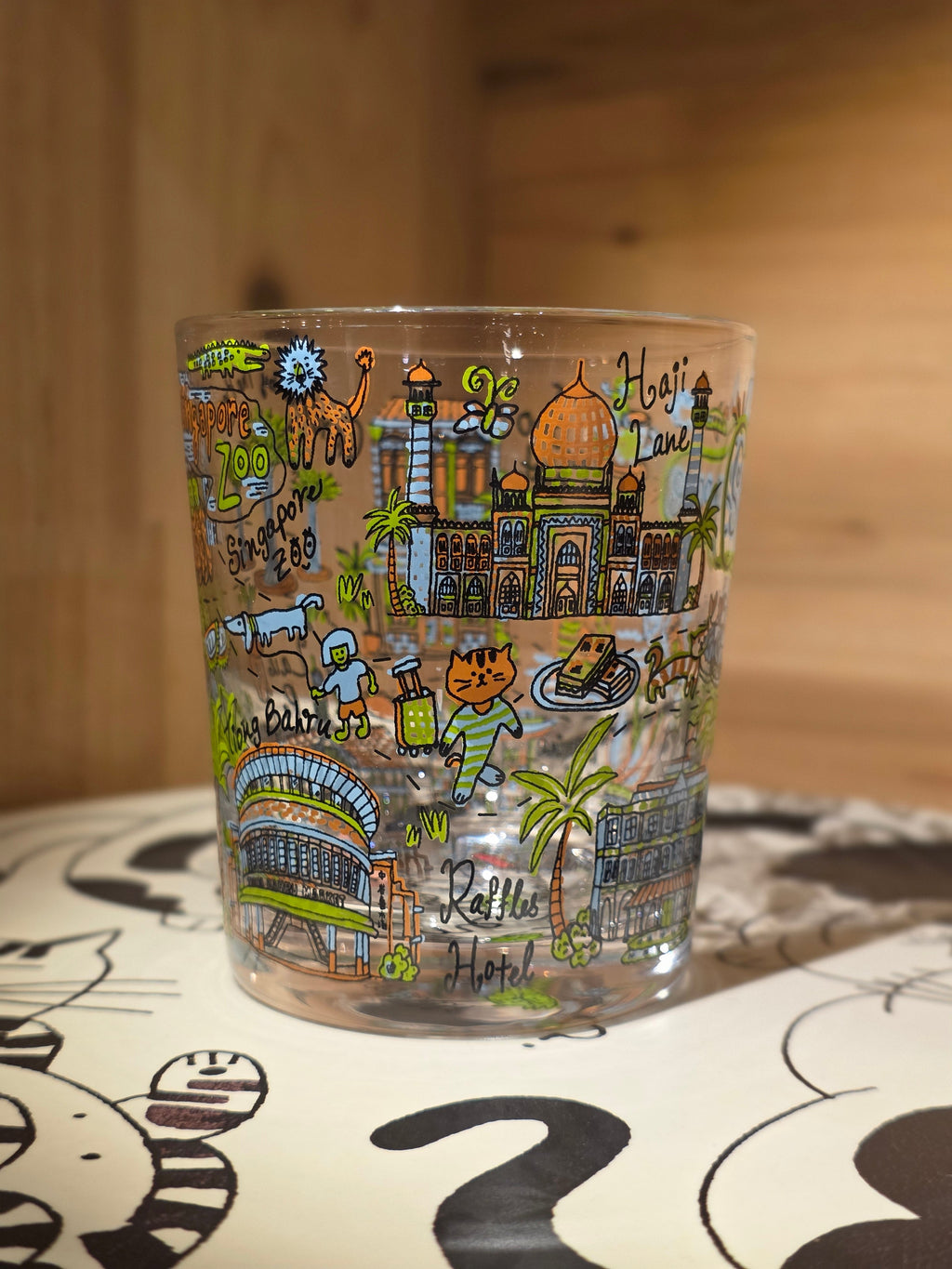 Se promener avec la Coupe en Verre de Singapour